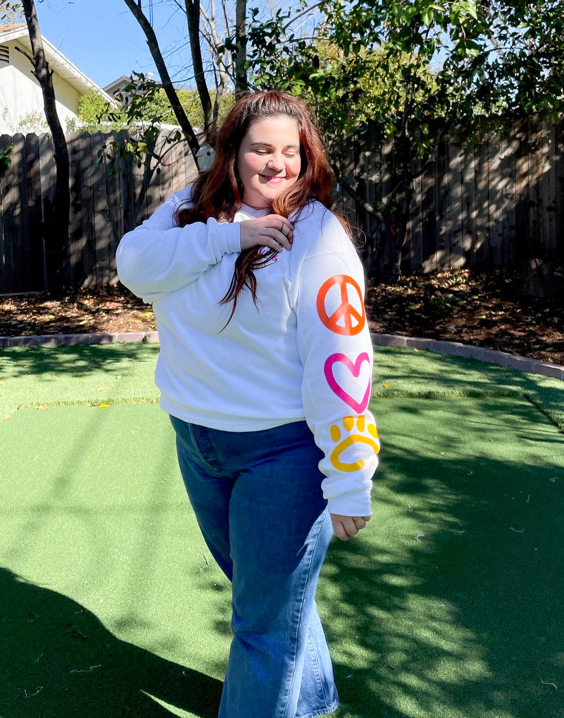 PEACE LOVE & DOGS SWEATSHIRT