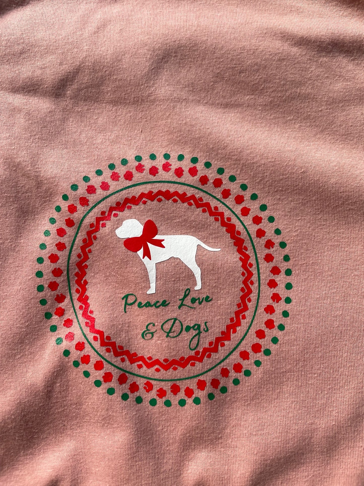 HOLIDAYS PEACE LOVE & DOGS CROPPED TEE